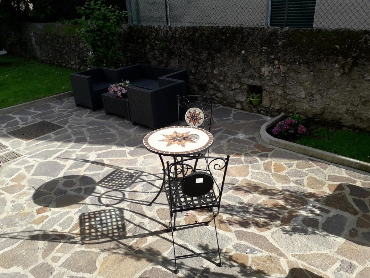 Casa Liberty Hotel Mandello del Lario Luaran gambar